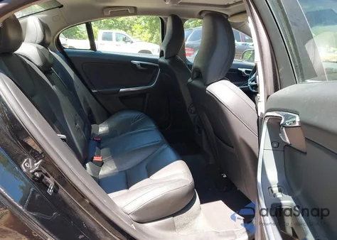 2013 Volvo S60 T5/T5 Platinum/T5 Premier/T5 Premier Plus from USA, damaged, VIN YV1612FS8D2206831